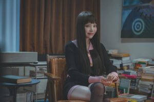 Lee Yul-eum Instagram - 레나야 이젠 외롭지 말자!♥️ #친애하는X