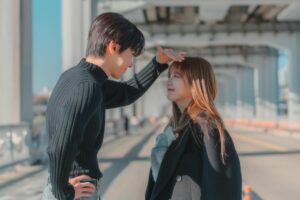 Lee Yul-eum Instagram - 레나야 이젠 외롭지 말자!♥️ #친애하는X