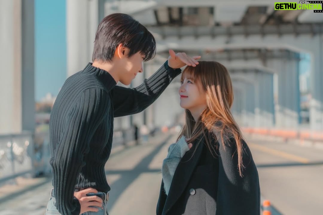 Lee Yul-eum - 84.4K Likes - 레나야 이젠 외롭지 말자!♥️ #친애하는X