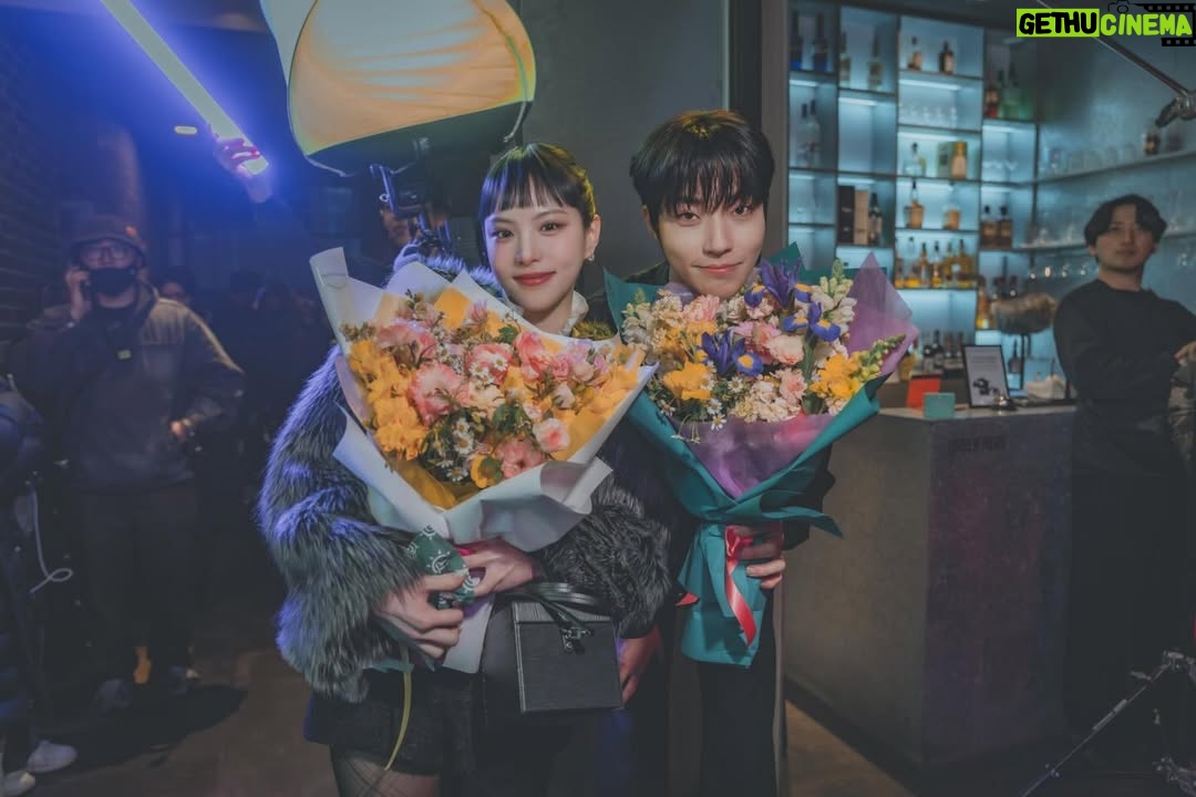 Lee Yul-eum - 84.4K Likes - 레나야 이젠 외롭지 말자!♥️ #친애하는X