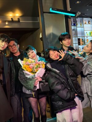 Lee Yul-eum Instagram - 친애하는🖤♥️ #친애하는X