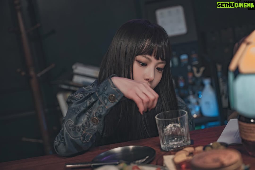 Lee Yul-eum - 37.4K Likes - 🖤♥️ #친애하는X