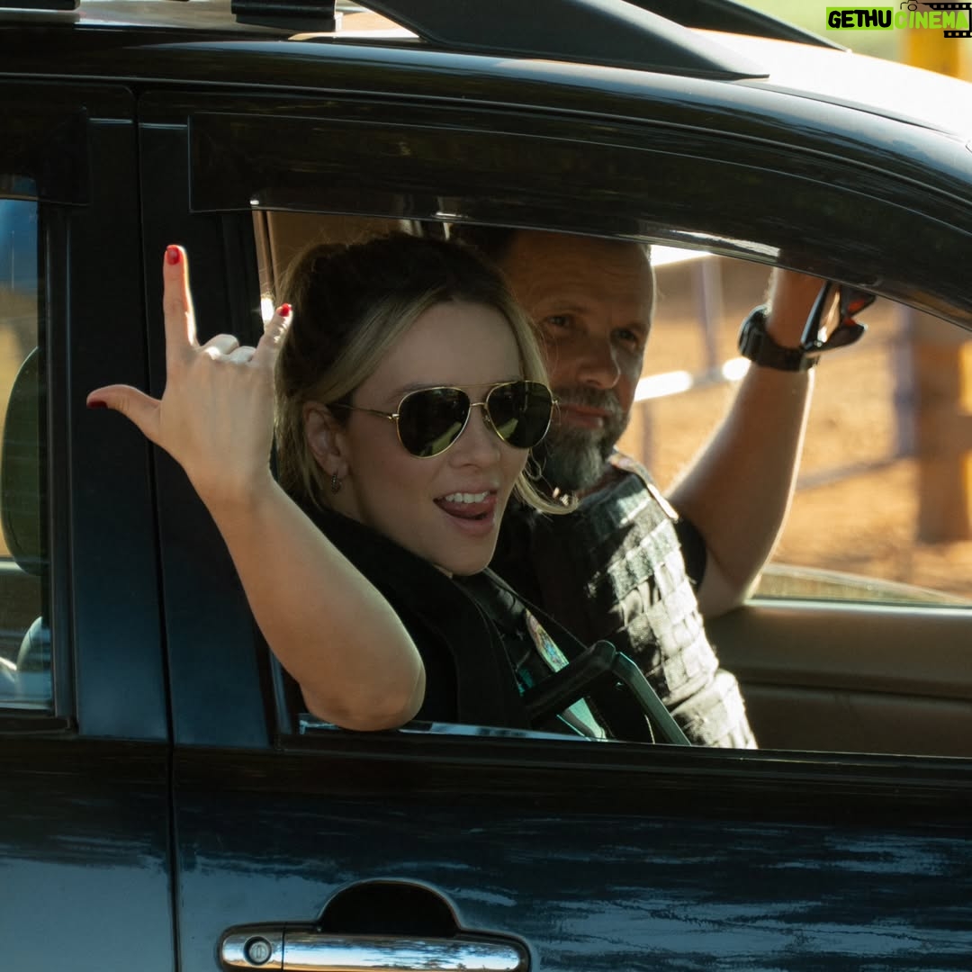 Letícia Tomazella - 1.9K Likes - Falta menos de 1 semana pra estreia da 2a temporada de DNA DO CRIME! 🎬
Enquanto isso, fiquem com um aperitivo da nossa delegada Vendramin por aqui! A série tá intensa!!! 

Dia 04/06, na nossa amiga Netinha @netflixbrasil ❤️🔥

Fotos: Alexandre Schineider, Alisson Louback e Ana Pazian/Netflix