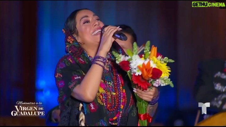 Lila Downs - 22.2K Likes - Con el corazón en la mano, Lila Downs rinde homenaje en su cumpleaños a ‘La Morenita del Tepeyac’ 🌹🎉🤍

 #MañanitasALaVirgen