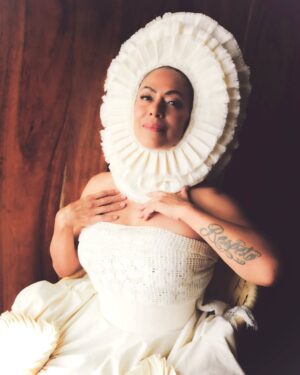 Lila Downs Instagram - Retratos de @liladowns. 

Estilismo @jorrrgecuevas belleza @adrianstudio_makeup realización @vicentesaza