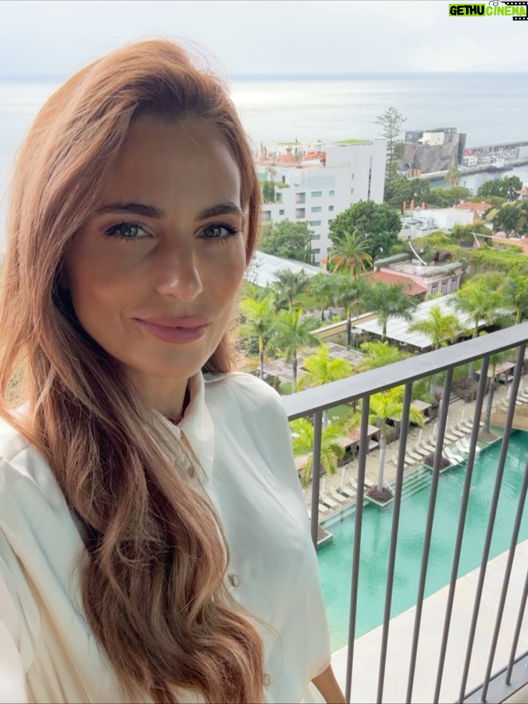Liliana Santos - 2.4K Likes - “Por favor não incomodar. Estou a viver um sonho”💭 

#madeiraisland #savoy #parceria #trip #portugal