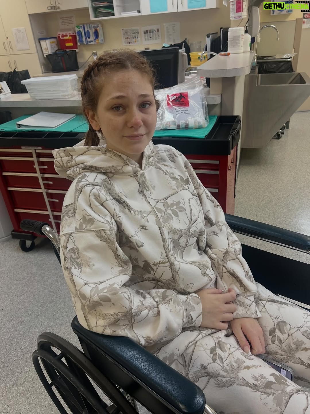 Lily Brooks O'Briant - 7.1K Likes - Endometriosis is a disease that affects 1 in 10 women. I am 1 in 10. This past week I had my second endometriosis surgery. My first was two years ago at age 17 where @seckinmd removed 21 lesions. I am incredibly grateful to have been treated by 3 of the very best Endometriois excision surgeons in the world (seriously ask Google) @camrannezhatmd @seckinmd and @drchu_endodoc . The trip to nyc was pretty tough on me last surgery so I had my surgery in CA with Dr Nezhat who removed 24 lesions from my ovaries, fallopian tubes, intestines, nerves in my back, bladder & more. I was doing everything I could to manage my endo symptom - anti-inflammatory diet, supplements, acupuncture, lymphatic drainage massages, managing stress & more but needed this second surgery. I am so grateful to be healing now #endowarrior 
#endometriosis @endofound 💜💛

my mom got some very silly videos of me after being under anesthesia