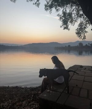 Lin Laishram Instagram - Christmas filled with fresh air and lots of horsey love because sometimes the quiet moments in nature are the real celebration.🐴🌲❤️ Where the world slows down and makes you relook at what really matters. About the moments and the sunsets.

Chrismas 2025
