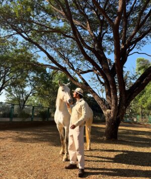 Lin Laishram Instagram - Christmas filled with fresh air and lots of horsey love because sometimes the quiet moments in nature are the real celebration.🐴🌲❤️ Where the world slows down and makes you relook at what really matters. About the moments and the sunsets.

Chrismas 2025
