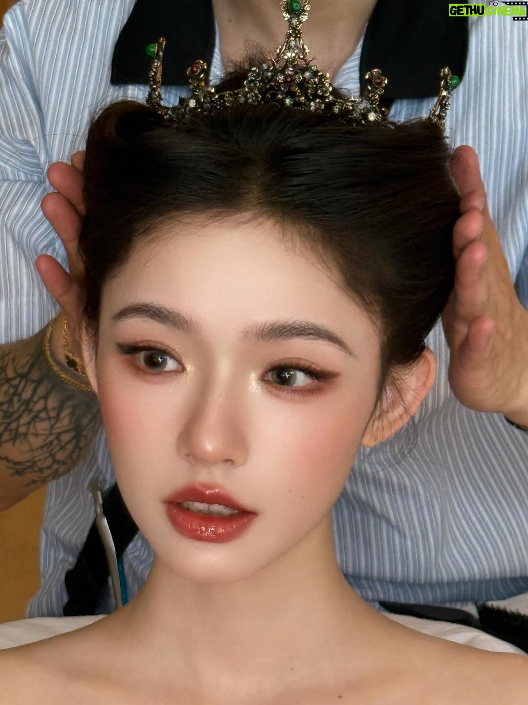 Lin Yun - 14.2K Likes - Queen or princess？👑