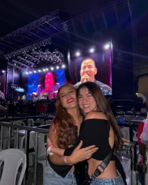 Lina Castrillón Instagram - CALI … 
Sos lo Máximo 🙌❤️

 Yo como les explico la sabrosura de mi Ciudad 🤔… y de mi gente ⚡️⚡️

Se pasó bueno .🎉