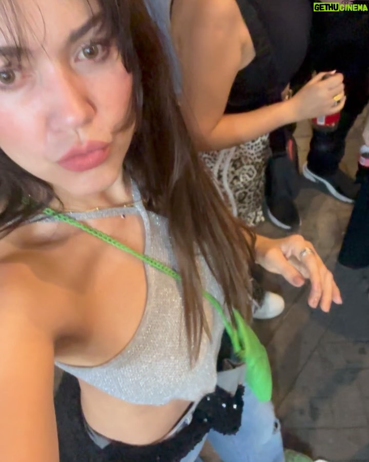 Lina Castrillón - 2.8K Likes - CALI … 
Sos lo Máximo 🙌❤️

 Yo como les explico la sabrosura de mi Ciudad 🤔… y de mi gente ⚡️⚡️

Se pasó bueno .🎉