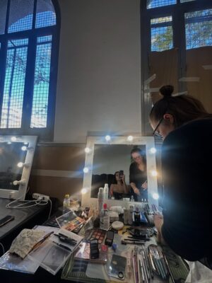 Lina Castrillón Instagram - Cámara y acción …
Y el mundo se detiene 🫶