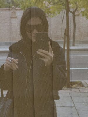 Lina Castrillón Instagram - Cámara y acción …
Y el mundo se detiene 🫶