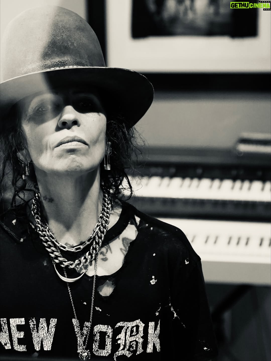 Linda Perry - 2.9K Likes - The studio’s where it all starts…