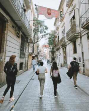 Lisseth Chavez Instagram - ¡Hola Valencia! 🇪🇸 😍 finally made it!!!!