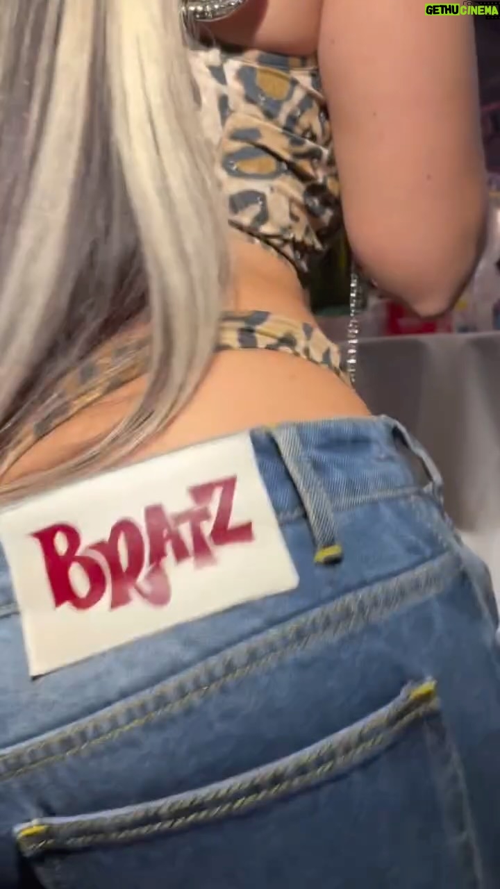 Lola Índigo - 74.4K Likes - un sueñoooooo 🫧🪽
