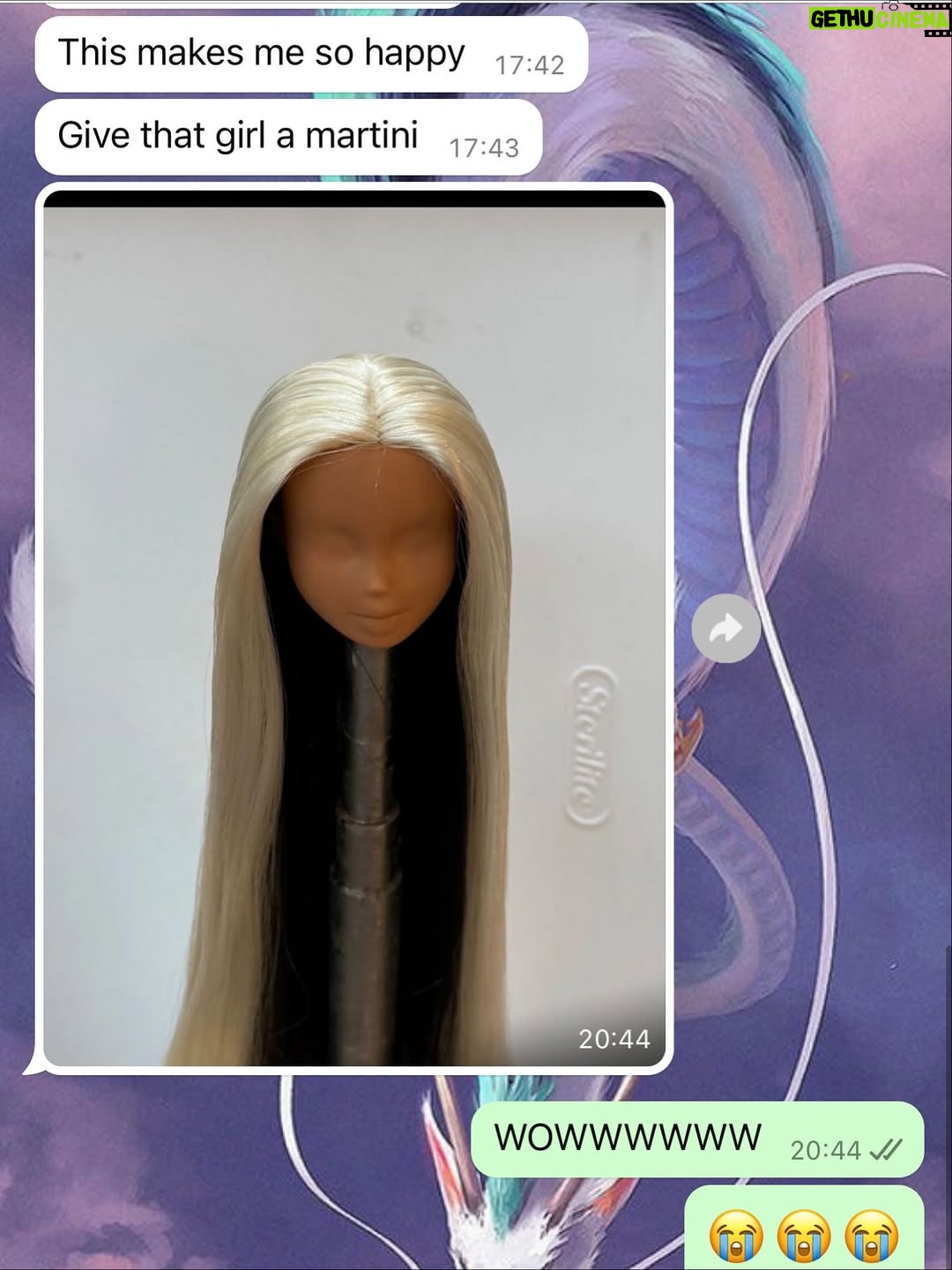 Lola Índigo - 83.6K Likes - ⭐️ BRATZ X LOLA INDIGO ⭐️ un sueño hecho realidad 🥺🪽✨ muchisimas gracias a todo el equipo de @bratz ❤️ el 2 de noviembre disponible en todas las tiendas! 😭😭😭
#encolaboracioncon @bratz