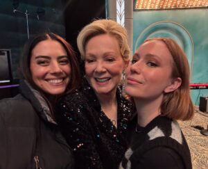 Lorenza Izzo Instagram - My kind of sandwich 🥪 I’ll be tech avail for Ava forever. What a dream to share a scene with @realjeansmart and watch @hannaheinbinder and the whole cast and crew of @hacks dominate our tvs. That set is a real nugget of magic 🪄 thank you @hacks !