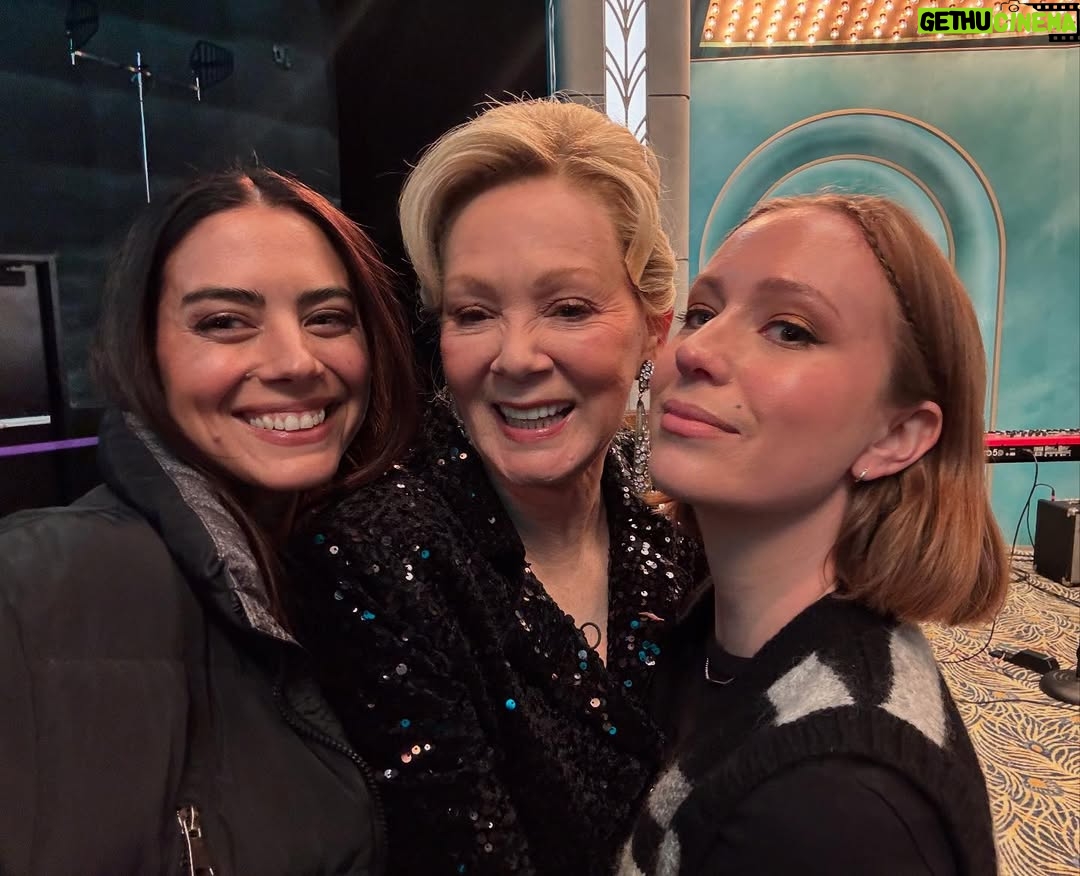 Lorenza Izzo - 6.5K Likes - My kind of sandwich 🥪 I’ll be tech avail for Ava forever. What a dream to share a scene with @realjeansmart and watch @hannaheinbinder and the whole cast and crew of @hacks dominate our tvs. That set is a real nugget of magic 🪄 thank you @hacks !