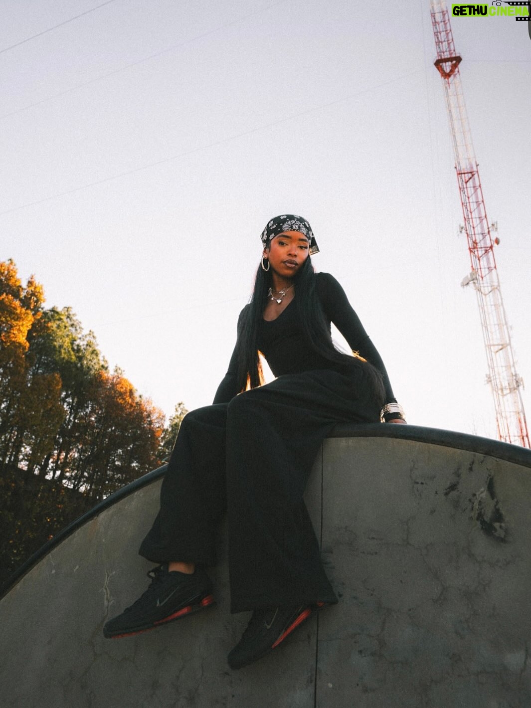 Lovie Simone - 30.2K Likes - #notheretobeliked