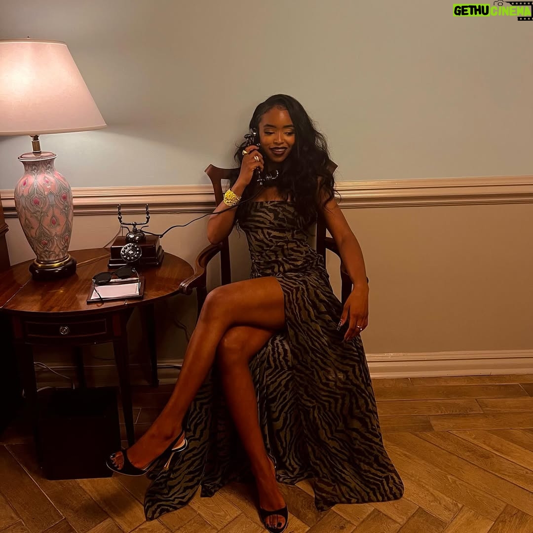 Lovie Simone - 176.6K Likes - Dearly and severely 

@anthonypedrazastylist