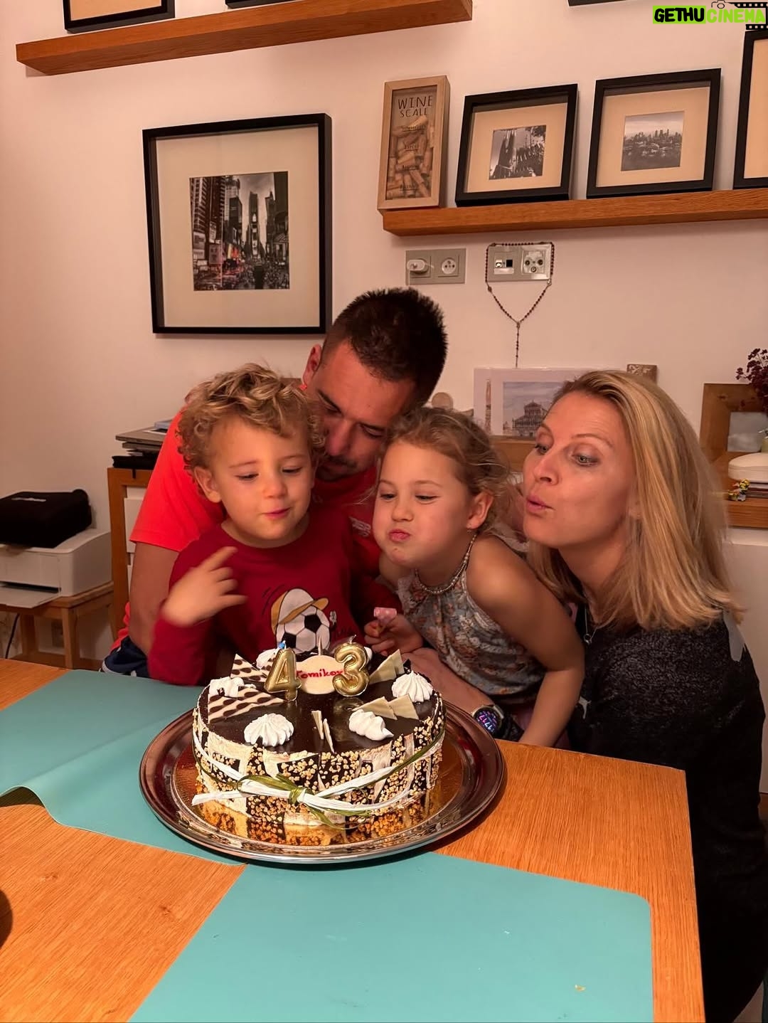Lucie Šafářová - 10.1K Likes - Náš Halloweenský oslavenec! 🎃🥳🥳🥳 Všechno nejlepší @tomasplekanec! 🎂 

#jakovíno 😜