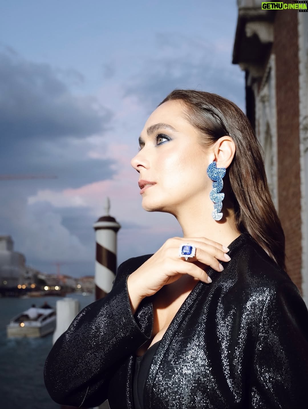 Lucrezia Guidone - 5.1K Likes - Blue sparkle for @vanityfairitalia & @chopard dinner in Venice last night 💙

Part 1 😜

Make up @chiaragattellaro @simonebelliagency @armanibeauty 
Hair @claudiaventurelliacconciature @kerastase_official 

#vanityfairitalia #chopard #venicefilmfestival
