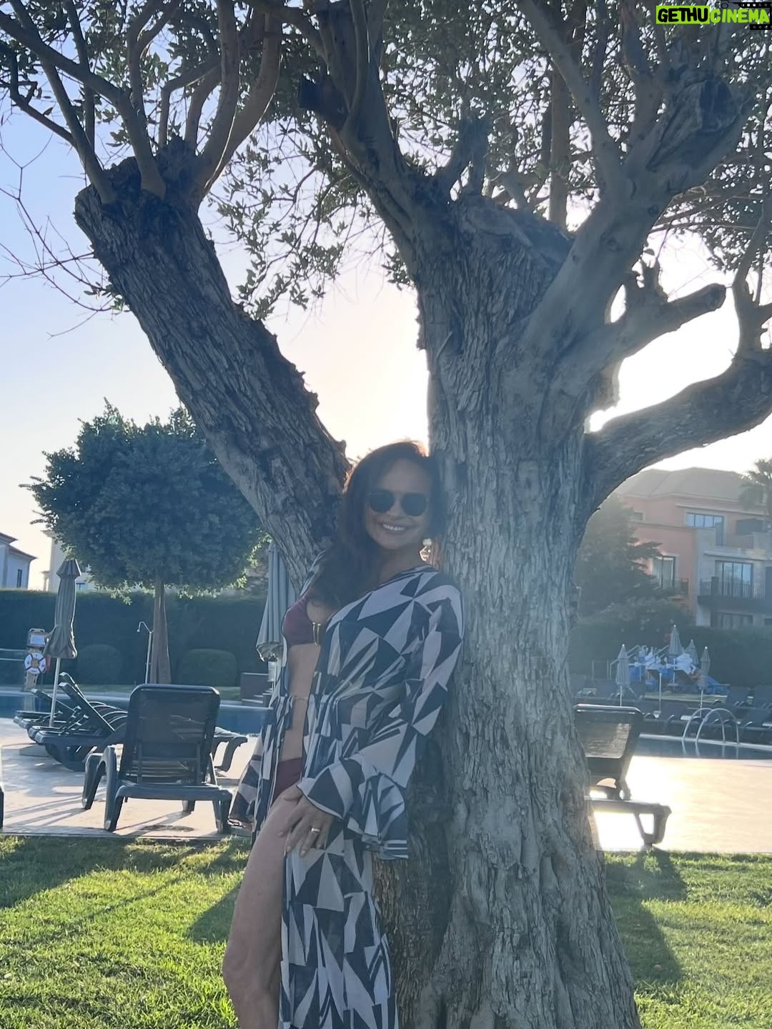 Luiza Tomé - 23.9K Likes - Depois de Lisboa , não poderia deixar de passar uns dias incríveis aqui nesse hotel, de frente pra esse mar lindo.
@vilagale.pt  @pedroribeiro78 
@vilagale.cascais 
Uma semana abençoada para todos , com muitas vitórias, saúde e paz.