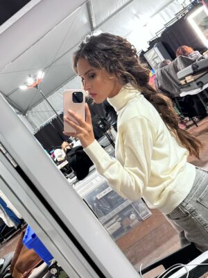 Lyna Khoudri Instagram - 👩‍🎤🌸