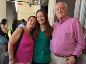 Macarena Tondreau Instagram - Tenemos una licenciada en Ciencias de la ocupación!!!! (Terapia Ocupacional) Felicitaciones mi vida! @martisampieri.t Ha sido un largo camino para llegar a donde estás ahora. Disfruta cada momento y brilla como siempre. Te amo muchísimo. Estoy muy orgullosa de ti y de cómo has logrado vencer todos tus miedos. Vamos con todo!!❤️❤️❤️