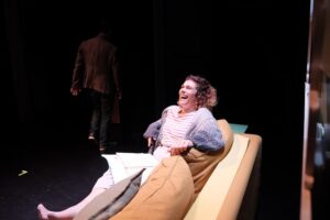 Madalena Brandão Instagram - #escolhas de @seb.azzo @sachadanino no Porto pelos olhos da doce @madalenabrandao  em cena no @teatro_sa_da_bandeira ate 16 de novembro @fproducao #teatro