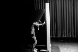Madalena Brandão Instagram - A chegar ao Porto para mas um fim de semana de ESCOLHAS, no @teatro_sa_da_bandeira com estas pessoas bonitas e talentosas. Ficam aqui alguns momentos do primeiro fim de semana nesta linda cidade, onde fomos e seremos muito felizes estas próximas duas semanas.
Quem vem? Link para os bilhetes 👆🏻 @fproducao