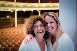 Madalena Brandão Instagram - #escolhas de @seb.azzo @sachadanino no Porto pelos olhos da doce @madalenabrandao  em cena no @teatro_sa_da_bandeira ate 16 de novembro @fproducao #teatro