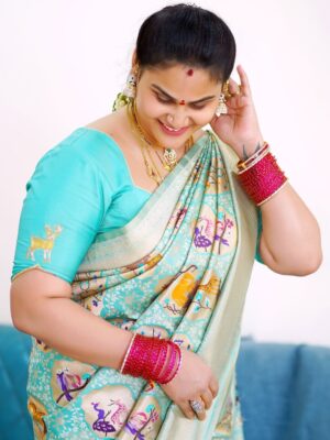 Madhu Reddy Instagram - Happy face ❤️❤️ 

#insta #instamusic #instagram #feel #viralpost #virałpost #viralpost2025 #feed #reach #reaching #viralvideo #viral #viralpost2025 #trending #trend #trendingsongs #reaching #reach #treditional #treditionallook❤️ #look #saree #sareelove❤️ #sareedrape #sareeoftheday #trends #beauty #sareewithblouse #pattu #pattublouse