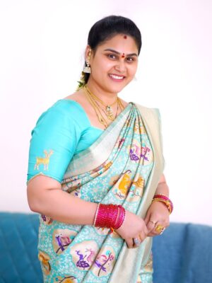 Madhu Reddy Instagram - Happy face ❤️❤️ 

#insta #instamusic #instagram #feel #viralpost #virałpost #viralpost2025 #feed #reach #reaching #viralvideo #viral #viralpost2025 #trending #trend #trendingsongs #reaching #reach #treditional #treditionallook❤️ #look #saree #sareelove❤️ #sareedrape #sareeoftheday #trends #beauty #sareewithblouse #pattu #pattublouse