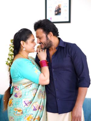 Madhu Reddy Instagram - నిలిచిపోవాలని 😘❤️🧿 @madithatikrishnakishore 

#insta #instagram #instamusic #couple #couplelove❤️ #couplephotoshoot #couples #husband #love #effection #feel #feelitreelit #emotional #viralpost❤️ #viralreels❤️ #viralpost2025 #familyfirst #familytime❤️ #familylove❤️ #happy #trend #trendingnow #reaching #music #bgm #husbandandwifeforlife #wifey #treditional #reachyourgoals #feelings