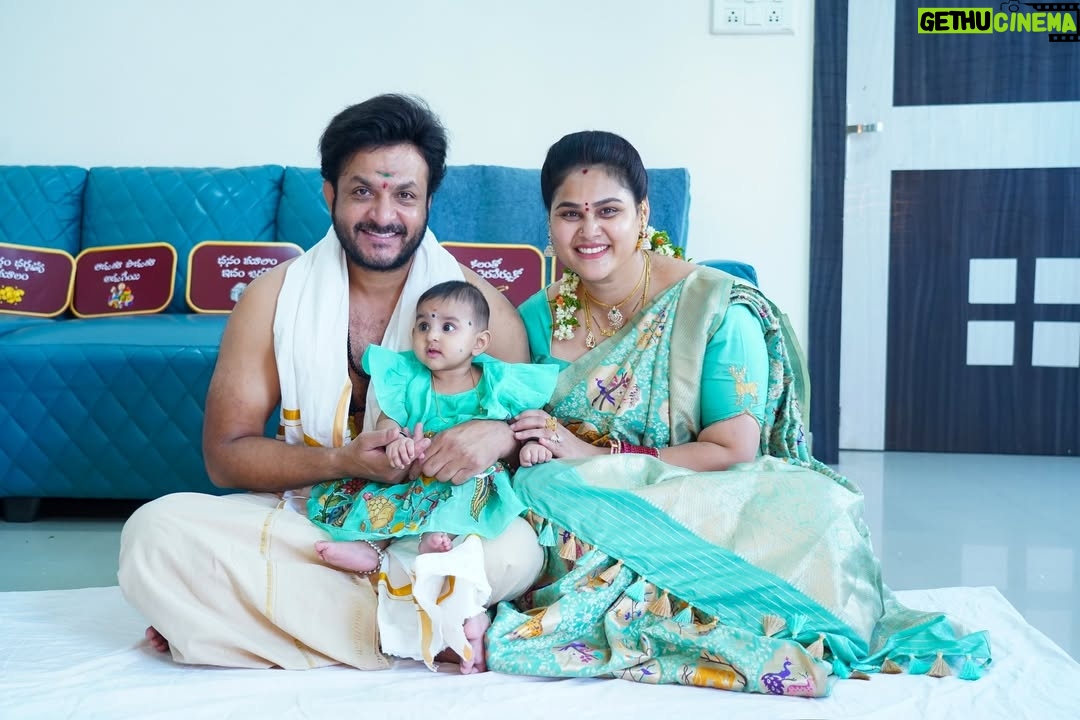 Madhu Reddy - 19.6K Likes - హిత్విక అన్నప్రాసన 🧿🧿😘 @im_hithvikareddy_dadyprinces @purvikaareddy @madithatikrishnakishore 

#insta #instamood #instagram #feed #viral #foodceremony #annaprasana #annaprasanaceremony❤️🍚😋 #kids #telugu #telugufestival #happy #family #familytime❤️ #familyfirst❤️ #familylove❤️ #trend #trendingnow #festival #mother #motherdaughterlove #fatherlove #fatherdaughterlove❤️ #fatheranddaughter #mothercare #feelings #emotional