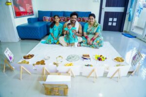 Madhu Reddy Instagram - హిత్విక అన్నప్రాసన 🧿🧿😘 @im_hithvikareddy_dadyprinces @purvikaareddy @madithatikrishnakishore 

#insta #instamood #instagram #feed #viral #foodceremony #annaprasana #annaprasanaceremony❤️🍚😋 #kids #telugu #telugufestival #happy #family #familytime❤️ #familyfirst❤️ #familylove❤️ #trend #trendingnow #festival #mother #motherdaughterlove #fatherlove #fatherdaughterlove❤️ #fatheranddaughter #mothercare #feelings #emotional