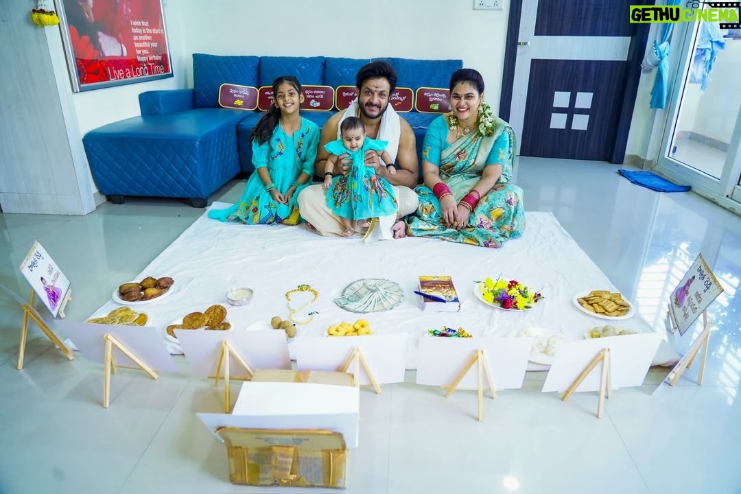 Madhu Reddy - 19.6K Likes - హిత్విక అన్నప్రాసన 🧿🧿😘 @im_hithvikareddy_dadyprinces @purvikaareddy @madithatikrishnakishore 

#insta #instamood #instagram #feed #viral #foodceremony #annaprasana #annaprasanaceremony❤️🍚😋 #kids #telugu #telugufestival #happy #family #familytime❤️ #familyfirst❤️ #familylove❤️ #trend #trendingnow #festival #mother #motherdaughterlove #fatherlove #fatherdaughterlove❤️ #fatheranddaughter #mothercare #feelings #emotional