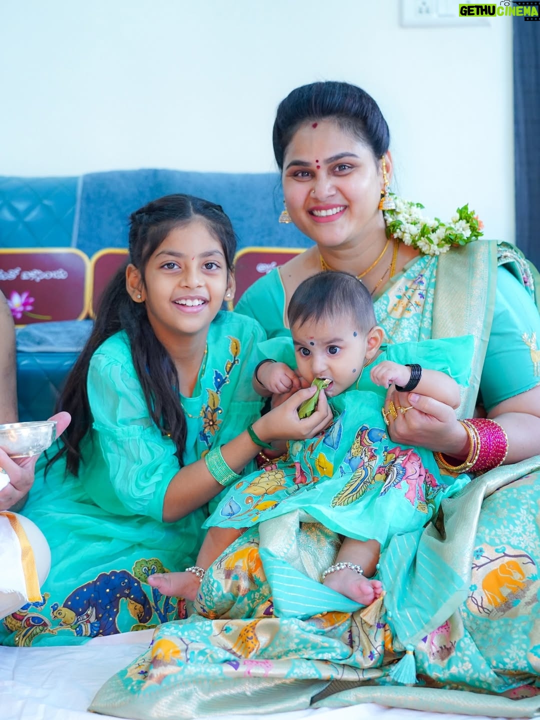 Madhu Reddy - 19.6K Likes - హిత్విక అన్నప్రాసన 🧿🧿😘 @im_hithvikareddy_dadyprinces @purvikaareddy @madithatikrishnakishore 

#insta #instamood #instagram #feed #viral #foodceremony #annaprasana #annaprasanaceremony❤️🍚😋 #kids #telugu #telugufestival #happy #family #familytime❤️ #familyfirst❤️ #familylove❤️ #trend #trendingnow #festival #mother #motherdaughterlove #fatherlove #fatherdaughterlove❤️ #fatheranddaughter #mothercare #feelings #emotional