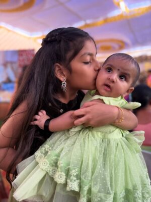 Madhu Reddy Instagram - Happy children’s day, my dear angels 🧿❤️🧿 

#insta #instagram #feed #trending #kids #familyfirst #familylove❤️ #familytime❤️ #familyfirst❤️ #childrens #feelings #feelitreelit #feel #music #bgm #happy #lovely #sisters #sisterlove❤️ #sisterhood #sister