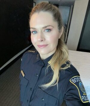 Maggie Lawson Instagram - A good minute…💙