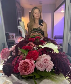 Maggie Lawson Instagram - A good minute…💙