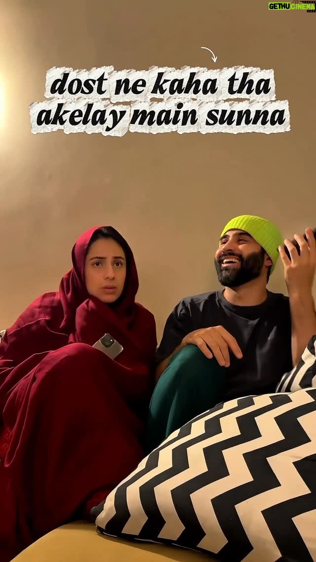 Maham Amir - 7.9K Likes - Dost Ki Baat Maan Lete To Yeh Na Hota 🙄