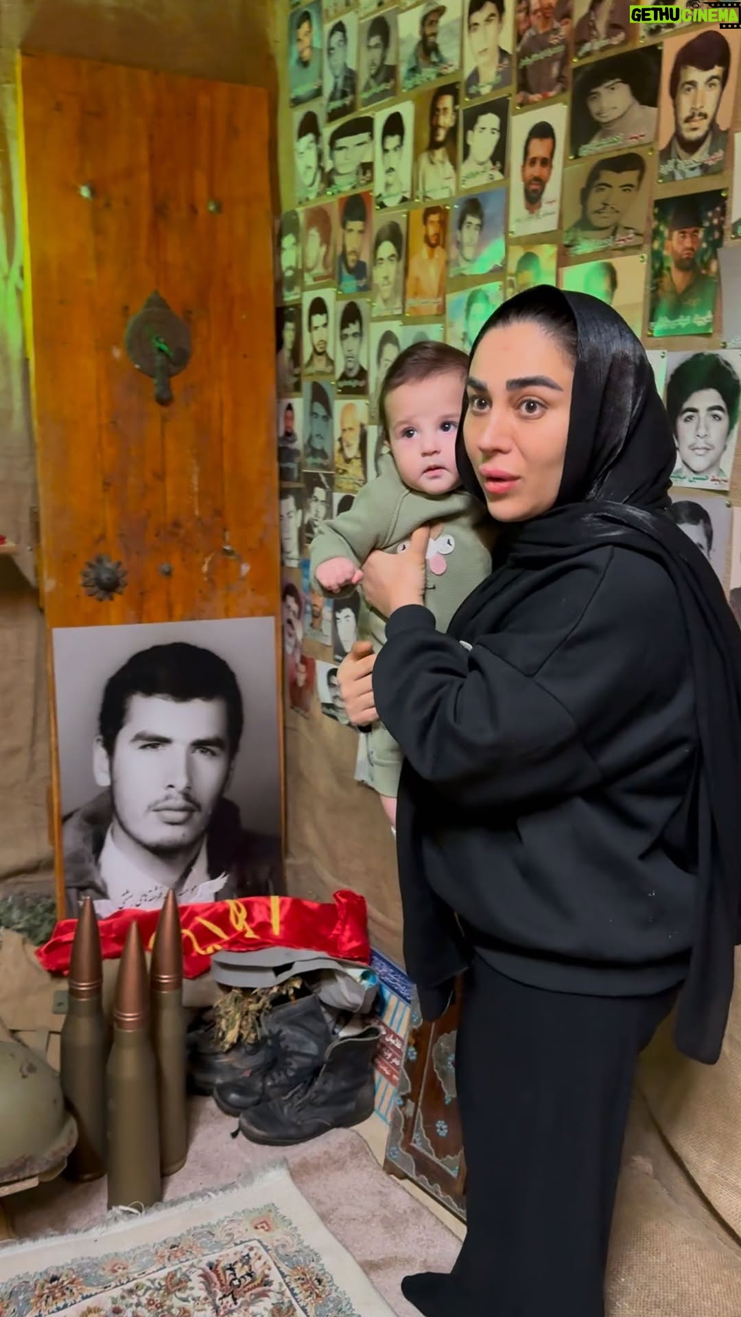Mahshid Khosravi - 196.8K Likes - چقدر قشنگ خودتو به همه نشون میدی دورت بگردم 🫀
#شهید_پلارک_قطعه_۲۶