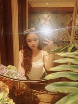 Makayla Rose Hilli Instagram - hey you.