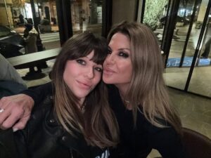 Makoke Instagram - Veladas llenas de amor, 🤍🤍🤍 Gracias por hacerme tan feliz. @anitamg  Por cierto,el restaurante un éxito @notablu.madrid ✨✨