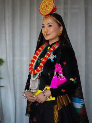 Malvika Subba Instagram - ą¤Æą„ą¤®ą¤¾ą¤²ą¤¾ą¤ ą¤øą¤®ą„ą¤ą¤æą¤¦ą„ ą¤ą¤«ą„ą¤Øą„ ą¤ą¤°ą¤¾ą¤ą„ ą¤Øą¤ą¤æą¤ ą¤ą¤¾ą¤¦ą„ą„¤
#chasok #limbu #limbuni #limbujewelry #indegenous #pelitondung