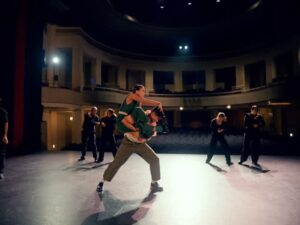 Mari Madrid Instagram - @spaceandtimefilm
—
FIVE pt1 credits
Written, directed, and produced @keonemadrid @_marimadrid
Produced @gabriveee
DP @steeevy
Choreography @_marimadrid @keonemadrid
Costumes/PD @_marimadrid
Edit/Color @keonemadrid
Dance Captains @kaylar.preite @davinlawson
Gimbal Operator @geraldnonadoez
1st AD @margotbug
2nd AD @kaivertigoh
Gaffer @kyfunaki70
Cast
@andreducusin_
@briannabrosnan
@davinlawson
@fabezuh
@kaylar.preite
@mai.lania
@noella.franco
@samueljeanmoore
Dance Captains @kaylar.preite @davinlawson
Production Coordinator @ysapenarejo
Gaffer @kyfunaki70
Theater Stage Hand – Yen Asustin
Theater Lighting – Thomas Nieman
Theater Swing – Cory Pallanck
Art Dept Assistants @mauiongs @trishaaocampo
Set Build – Jason Latonio
Location
California Center for the Arts
“Forever” Composition & lyrics by @labrinth
Performed by @labrinth